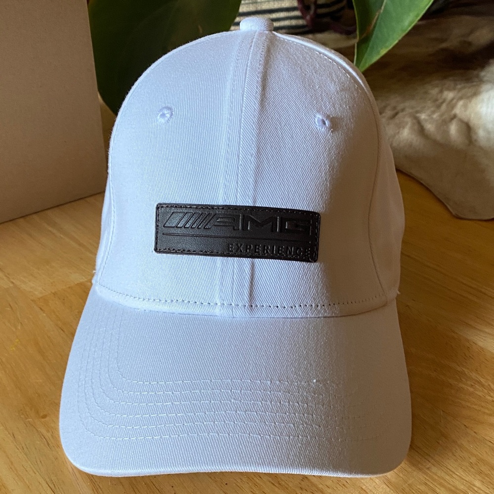 AMG Experience White Cap